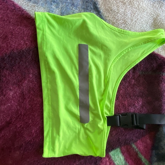 Reflective cropped top - Picture 1 of 2